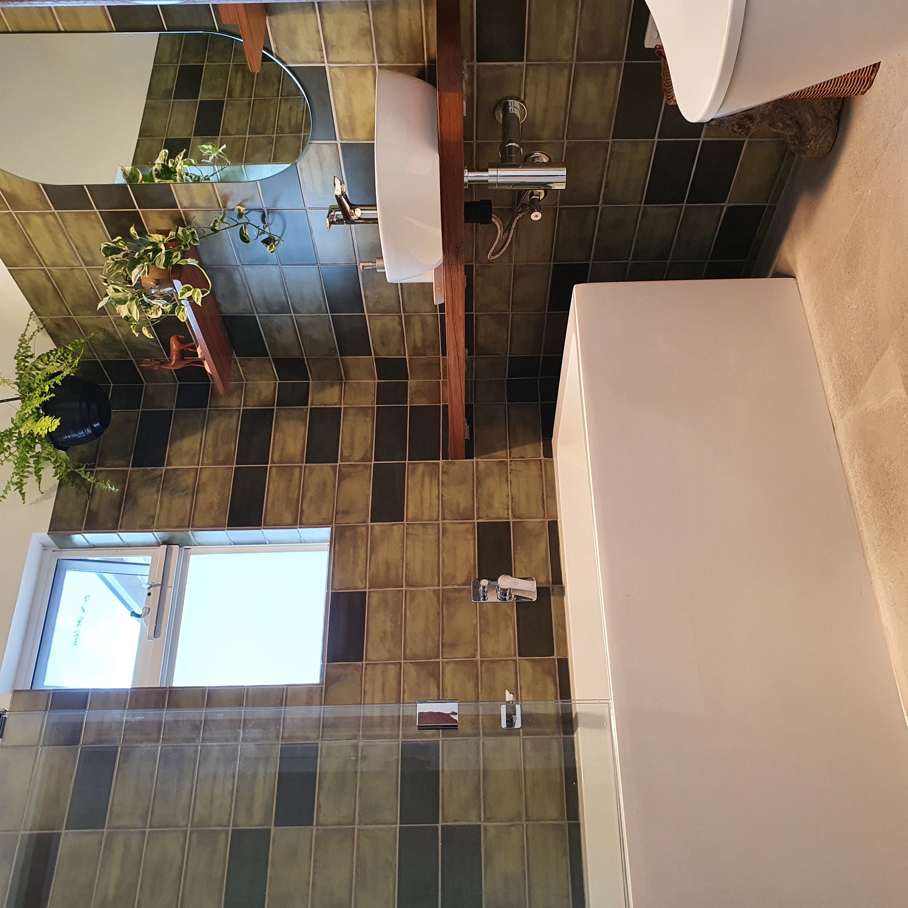 edge bathrooms — photo 5