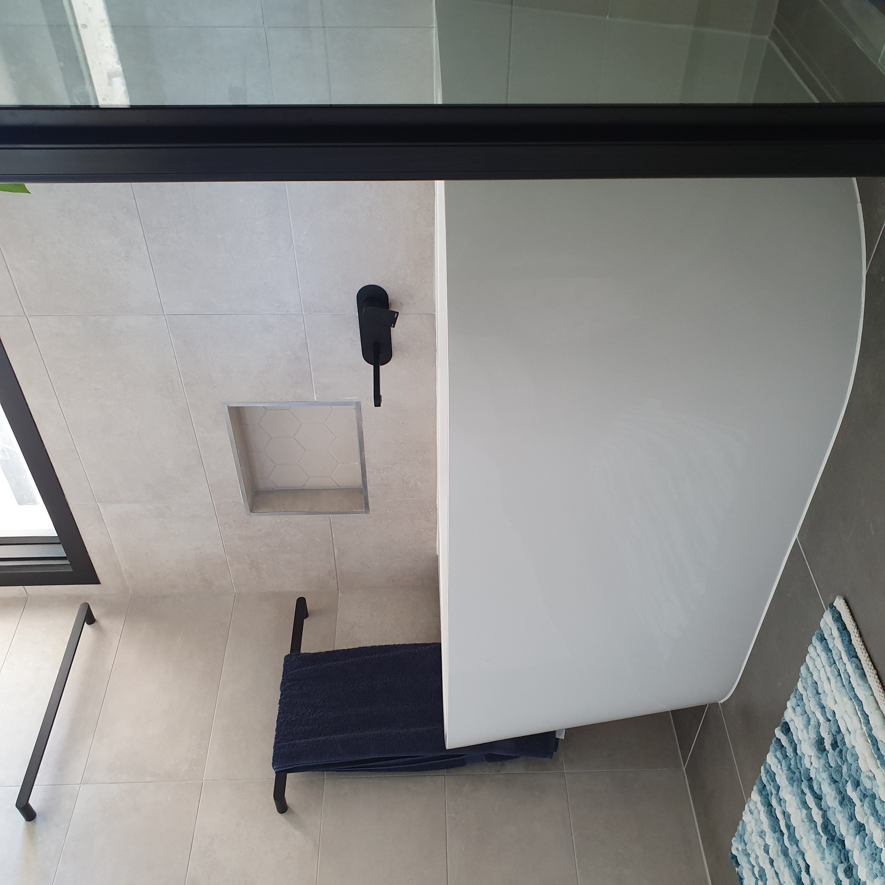 edge bathrooms — photo 6