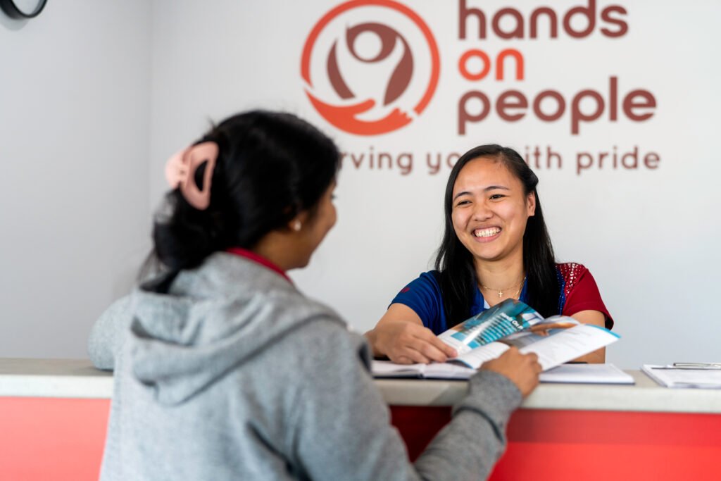 Hands On People — photo 8
